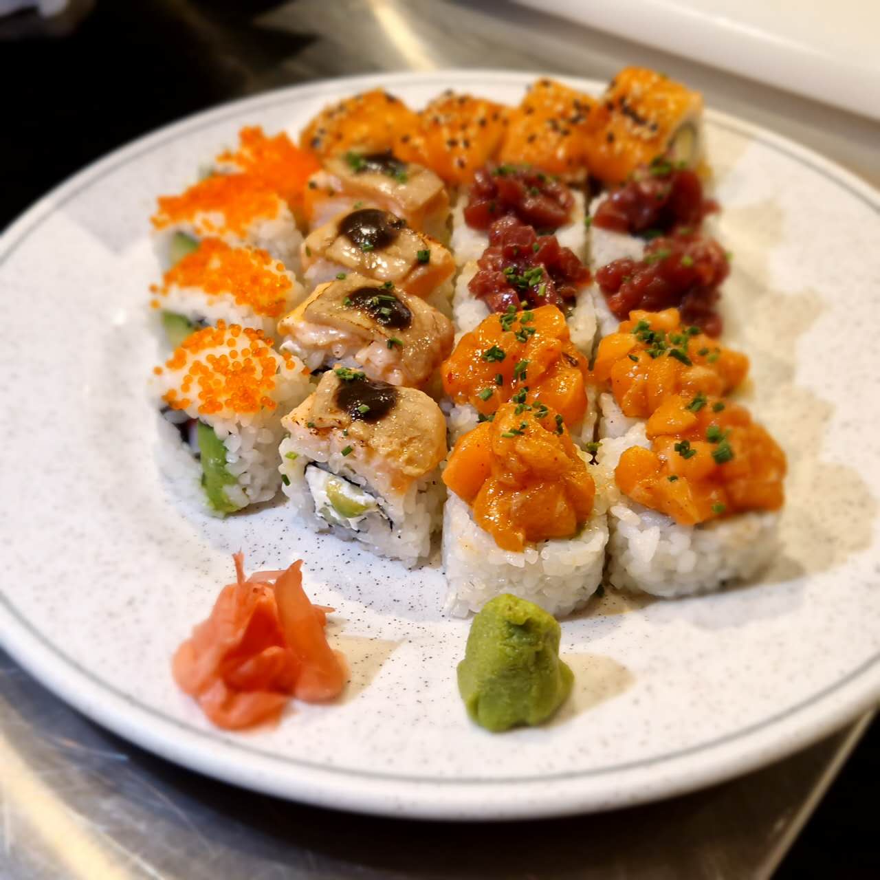 Uramaki Mix (20Und)